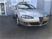 Alfa Romeo 147 - 1.6 TS Distinctive AIRCO & NIEUW APK - 1 - Thumbnail