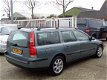 Volvo V70 - 2.4 D5 Geartronic Aut. Airco Fiscaal vriendelijk - 1 - Thumbnail