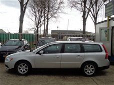 Volvo V70 - 2.4D LIMITED EDITION Automaat Leer Airco Navi