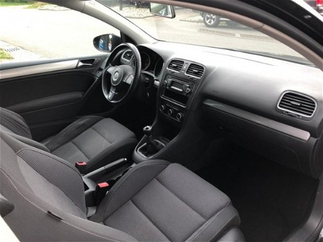 Volkswagen Golf - 1.4 Luxe uitvoering Mooie auto - 1