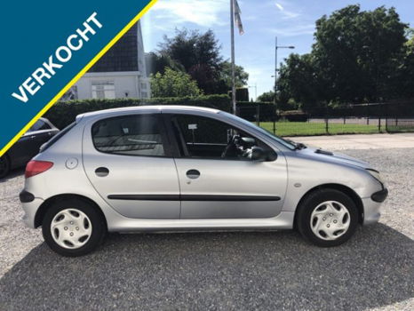 Peugeot 206 - 1.4 XR NAVI - 1