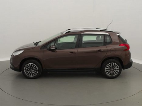 Peugeot 2008 - 1.2 PureTech 82pk Active *TREKHAAK / NAVI* (VMOC) - 1