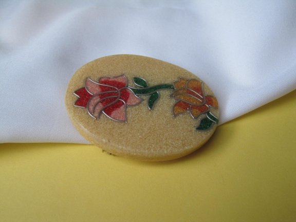 Broche kunststof cloisonné stijl bloemen in zilverkleurig randje 5.9x4.7 cm. - Afbeelding 5