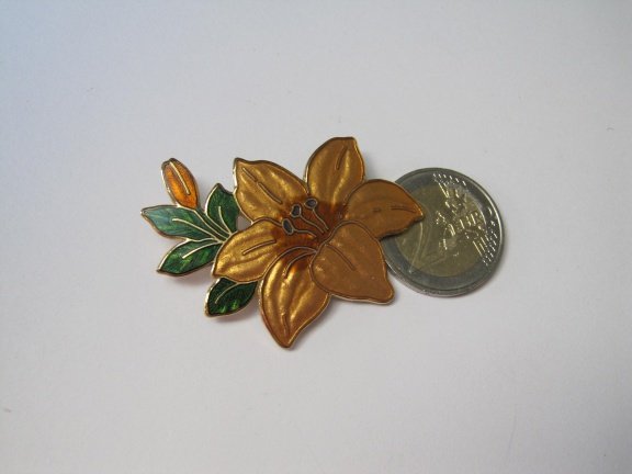 Broche Fish cloisonné emaille oranje bloem 5.1x3.8 cm - Afbeelding 2