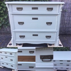 Verkocht ❤️ Pachtige vintage ladenkast, krijtverf. Kleur Old green. Massief hout