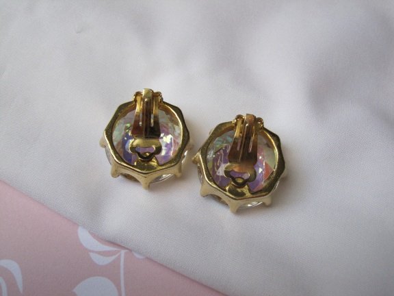 Oorbellen goudkleurig en iriserend facet geslepen glas 2.6 cm - Afbeelding 7