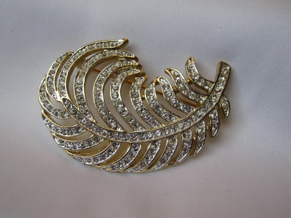 Broche Roman goudkleurige pluim/veer model met kristal rijnsteentjes 5.8x4.0 cm. - Afbeelding 7