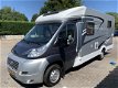 Hymer Met Enkele bedden en grote garage, 6,99m lang - 2 - Thumbnail