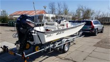 Boston Whaler 17 ft Montauk Classic