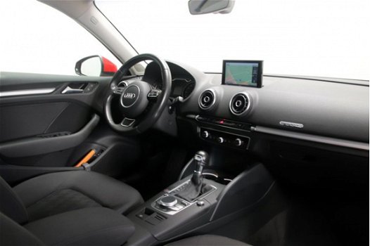 Audi A3 Sportback - 1.4 e-tron PHEV Attraction Pro Line plus S-Tronic LED Navigatie Climate Control - 1