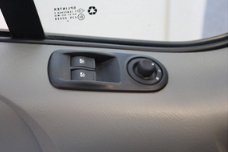 Opel Vivaro - L1H1 Rolstoelbus Automaat