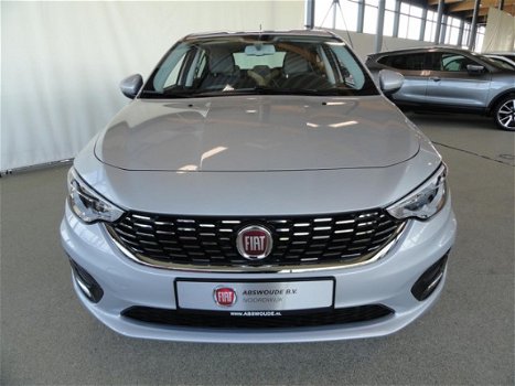 Fiat Tipo. - 1.4 95PK Lounge, Lage KM's, *Actieprijs - 1