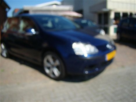 Volkswagen Golf - 1.6 FSI Trendline - 1