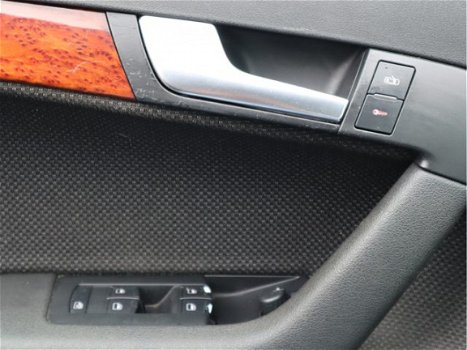 Audi A3 Sportback - 5Drs 1.6 FSI H6 Ambiente Clima, Trekhaak, CruiseC, Nieuwe Ketting&Koppeling, Net - 1
