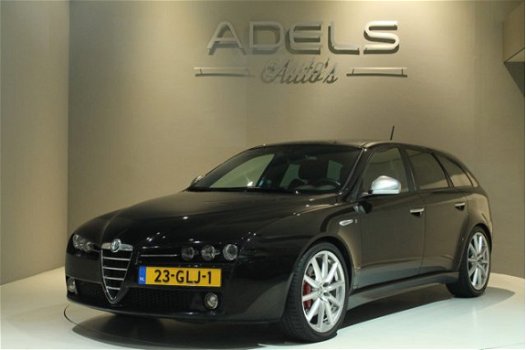 Alfa Romeo 159 Sportwagon - 2.2 JTS TI Leder Xenon Trekhaak DistributieKetting V.V - 1