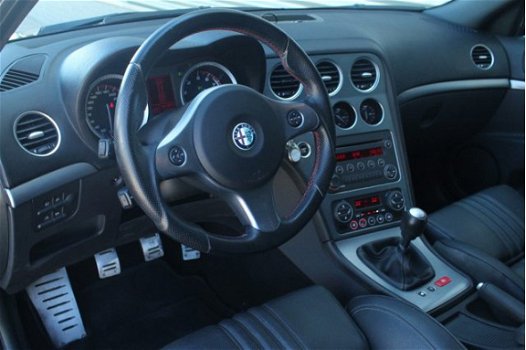 Alfa Romeo 159 Sportwagon - 2.2 JTS TI Leder Xenon Trekhaak DistributieKetting V.V - 1