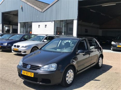 Volkswagen Golf - 1.6 FSI Trendline Airco/ 5Dr/ 2e Eig/NAP/APK - 1