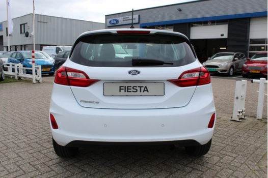 Ford Fiesta - 1.1 Trend 85pk | PRIJSVOORDEEL € 2.875, - | | Navigatie | Cruise Control | Airco | Par - 1