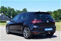 Volkswagen Golf - 1.6 TDI Highline BlueMotion Navi, Clima, Stoelvw, LED, Cruise, PDC, Trekhaak - 1 - Thumbnail