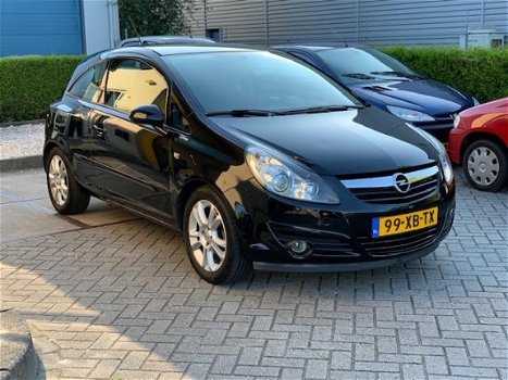 Opel Corsa - 1.4-16V Sport - 1