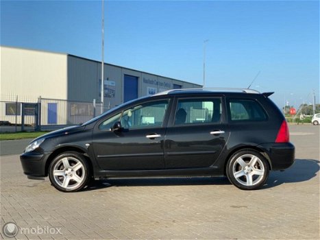 Peugeot 307 SW - 2.0 16V Navtech - 1