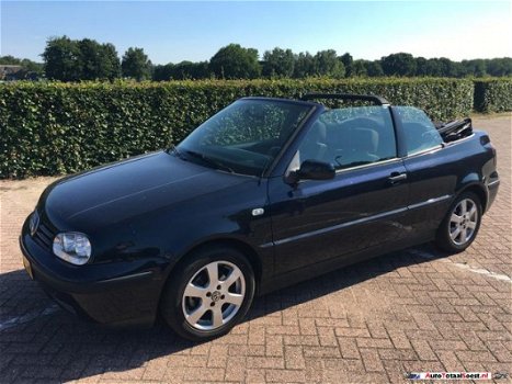 Volkswagen Golf Cabriolet - 2.0 Trendline - 1