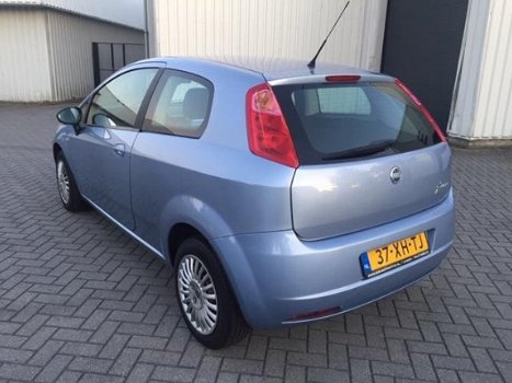 Fiat Grande Punto - 1.4 Dynamic NAP / Automaat - 1