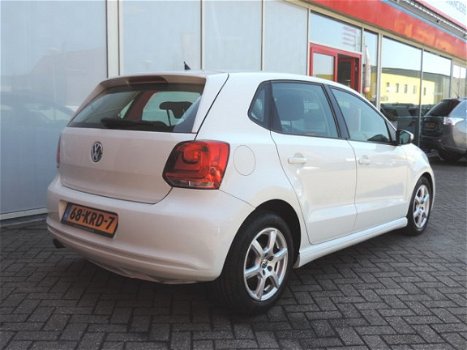 Volkswagen Polo - 1.6 TDI 5drs Sportline (clima, cruise, lmv) - 1