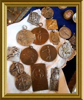 Oude penning / medaille : sport, hoogspringen, 1925 - 3