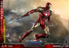 Hot Toys Avengers Endgame Iron Man Mark LXXXV Battle Damaged MMS543D33