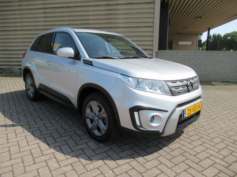 Suzuki Vitara - 1.6 Exclusive [fm navi, camera, ecc, 17``lmv, afn.trekhaak ] - 1