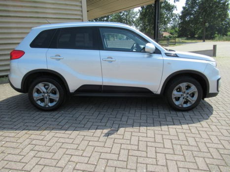 Suzuki Vitara - 1.6 Exclusive [fm navi, camera, ecc, 17``lmv, afn.trekhaak ] - 1