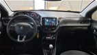 Peugeot 208 - 1.2 PureTech 110pk Signature climate control app connect navi camera - 1 - Thumbnail