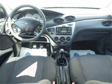 Ford Focus Wagon - 1.6-16V TREND Airco-Audio- LMV- Trekhaak