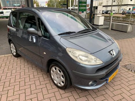 Peugeot 1007 - GENTRY 1.4 Airco - Schuifdeuren NL auto #HOGEZIT - 1