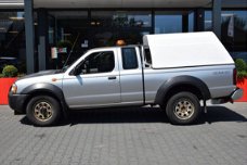 Nissan King Cab - King-cab 2.5 DI 4WD VAN