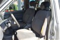 Nissan King Cab - King-cab 2.5 DI 4WD VAN - 1 - Thumbnail