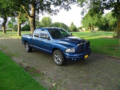 Dodge Ram 1500 - 1