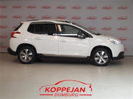 Peugeot 2008 - 1.2 VTi Allure Pack Premium Plus Automaat, Navi, Pannodak - 1