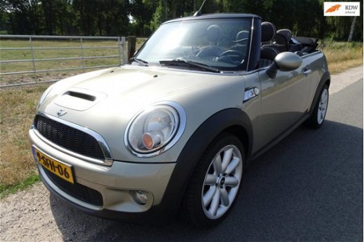 Mini Mini Cabrio - 1.6 Cooper S compleet dealer onderhouden Zeer nette wagen met veel luxe - 1