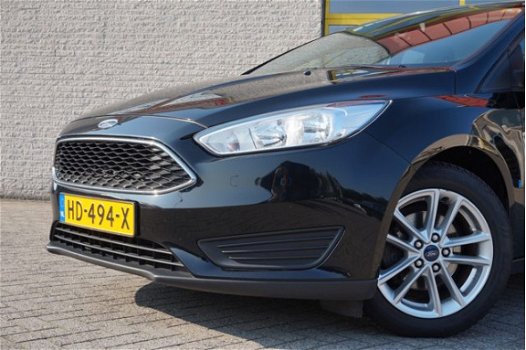 Ford Focus - 1.0 Trend Edition 100pk 5drs BJ2015 Navi | LMV 16'' | Airco | Cruise control | PDC - 1