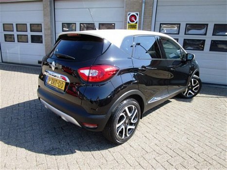 Renault Captur - 1.2 TCe Helly Hansen - 1