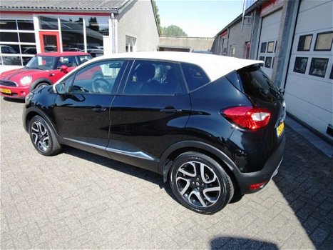 Renault Captur - 1.2 TCe Helly Hansen - 1