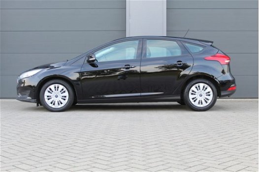Ford Focus - 1.0 Ecoboost Trend 100Pk | Airco | Bluetooth | Centr. Vergrendeling | - 1
