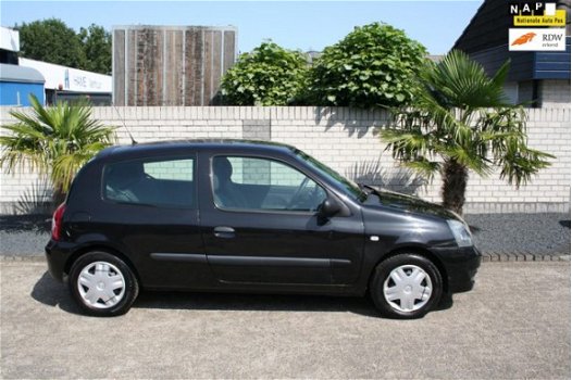 Renault Clio - 1.2 Campus - 1