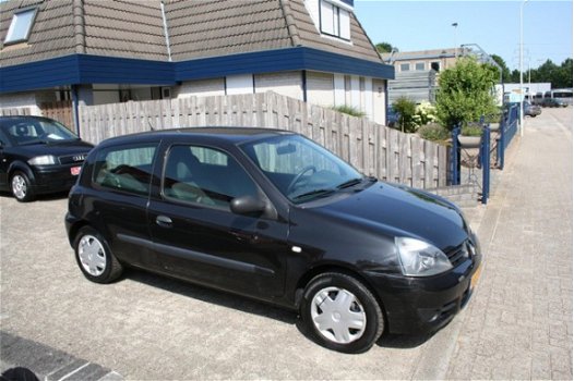 Renault Clio - 1.2 Campus - 1