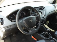 Hyundai i20 - 1.0 T-GDI 100PK i-Drive Cool AIRCO