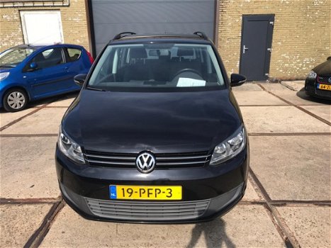 Volkswagen Touran - 1.2 TSI Trendline Bluemotion 7p. Bj.2011 / Navi / leder multi stuur - 1