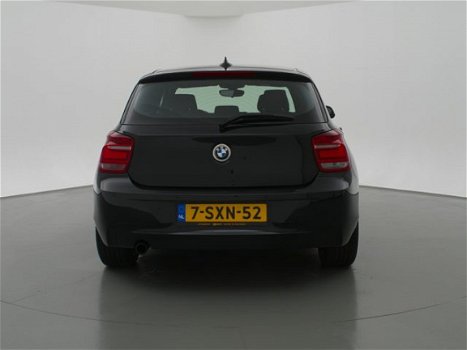 BMW 1-serie - 114I SPORT LINE + LEDER / SPORTSTOELEN / NAVI PRO / XENON - 1