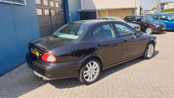 Jaguar X-type - 2.5 V6 Sport Clima Half leder Cruise 17